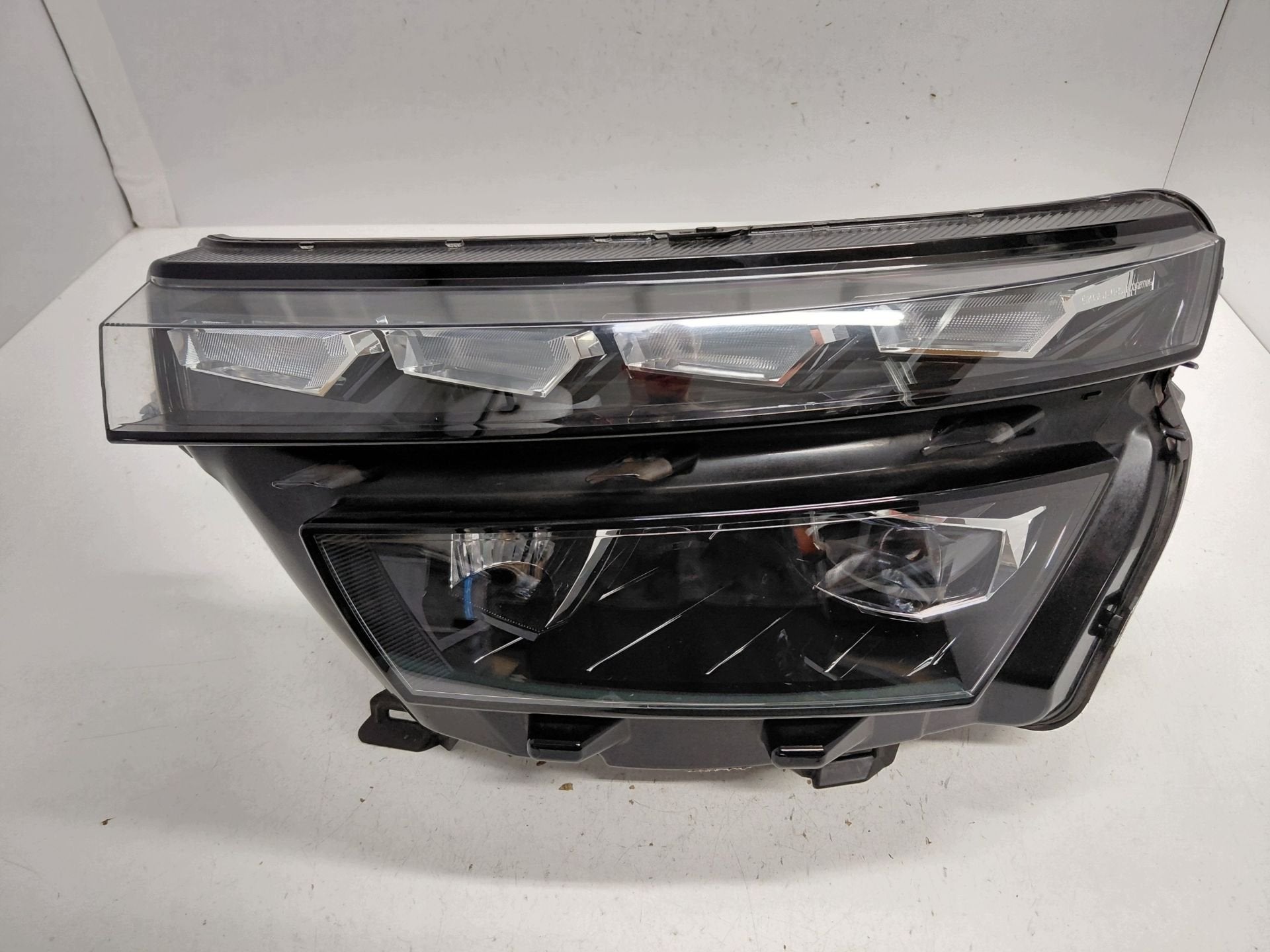 Skoda Kamiq Koplamp Links 658.941.015.B, Tr. Vaclava Klementa 869
293 01  Mlada Boleslav, CZ, Skoda, Skoda Auto a.s., Gebruikt