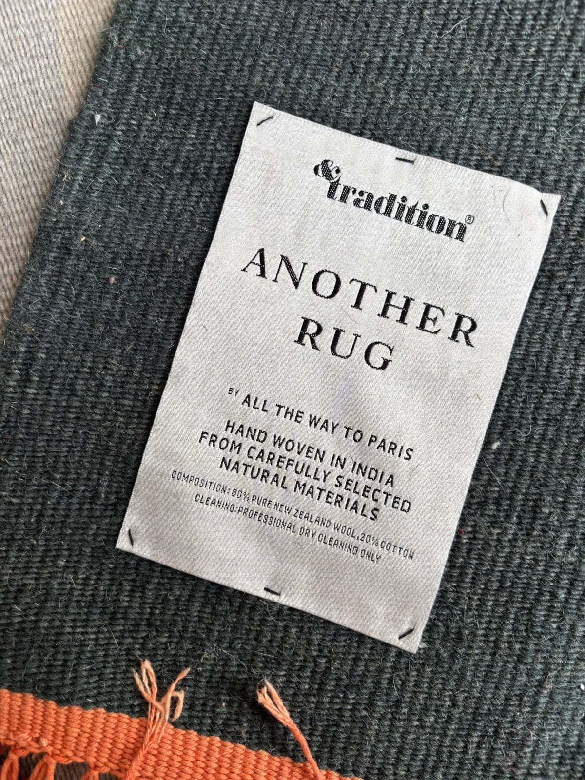 Tapis &Tradition “Another Rug” par All The Way To Paris, Antiquités & Art, Tapis & Textile, Enlèvement ou Envoi
