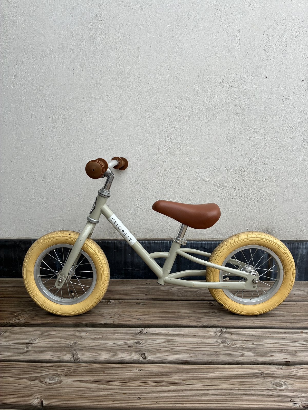 Veloretti 12 inch loopfiets in perfecte staat, Ophalen, Zo goed als nieuw, Minder dan 16 inch