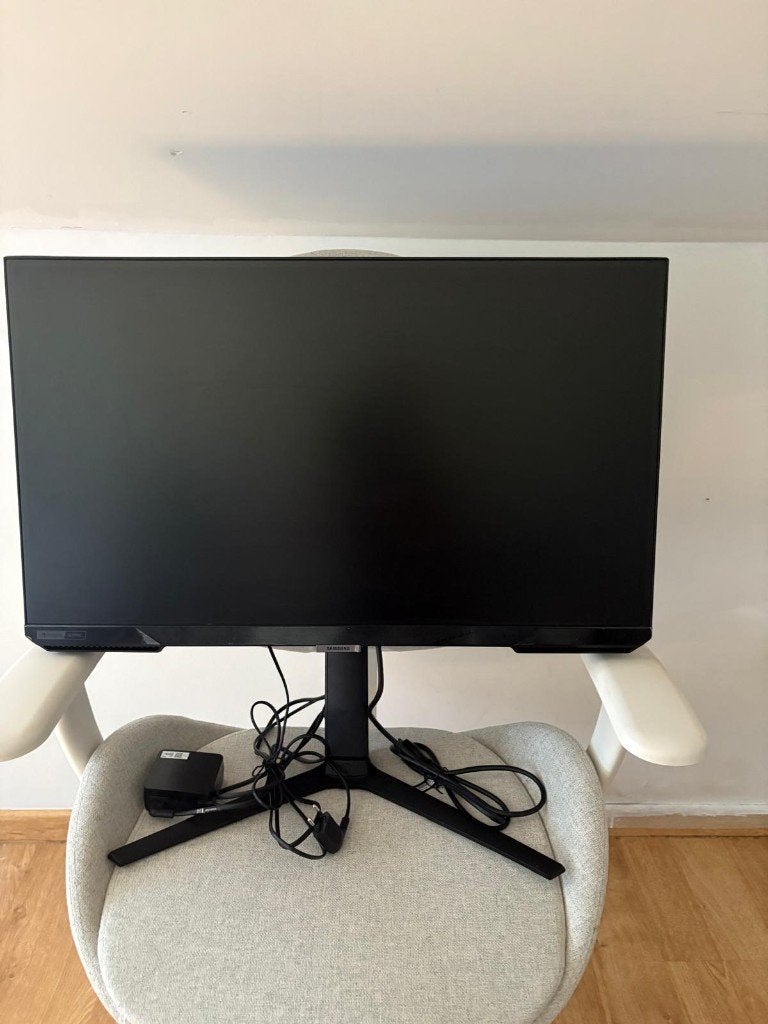 Samsung Odyssey G4 (G40B) — 27" Full HD IPS — 240 Hz, Informatique & Logiciels, Moniteurs, Gaming, Connexion casque, HD, IPS