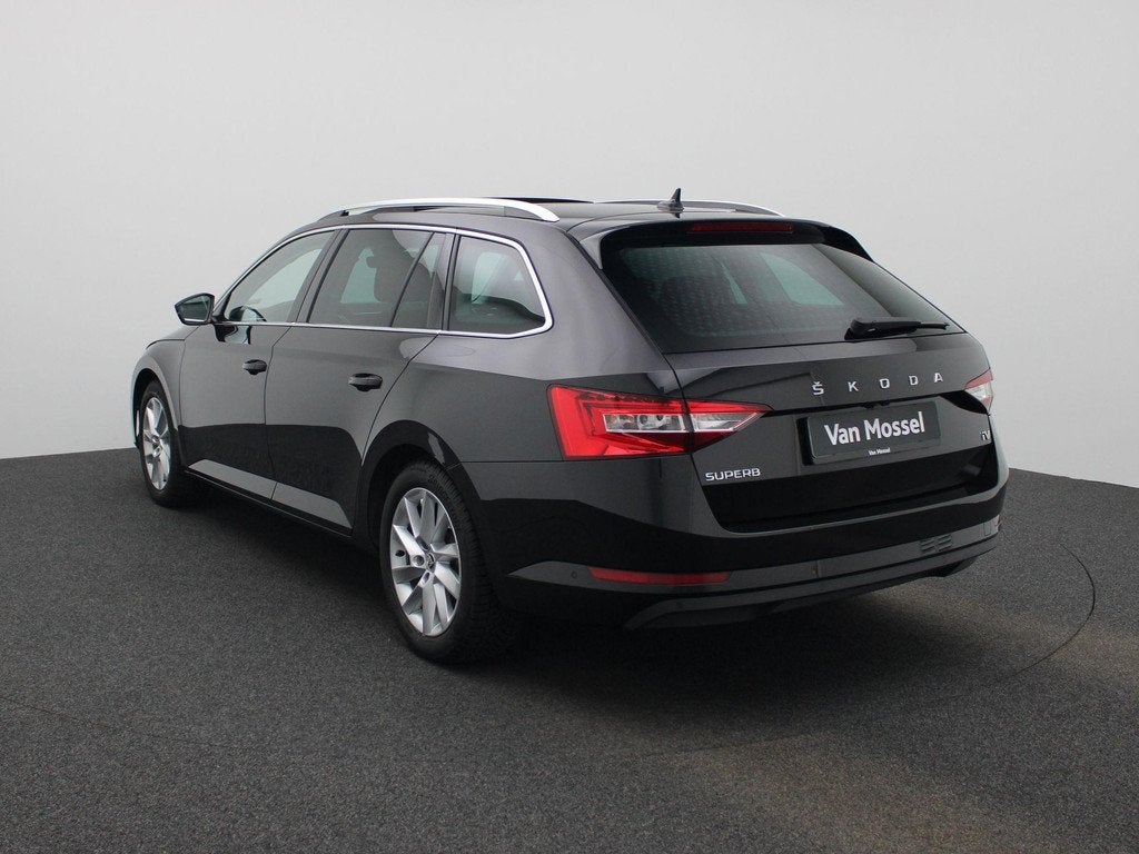Skoda Superb Combi 1.4 TSI iV 160kW DSG6 Clever, Auto's, Stof, Gebruikt, Zwart, 4 cilinders