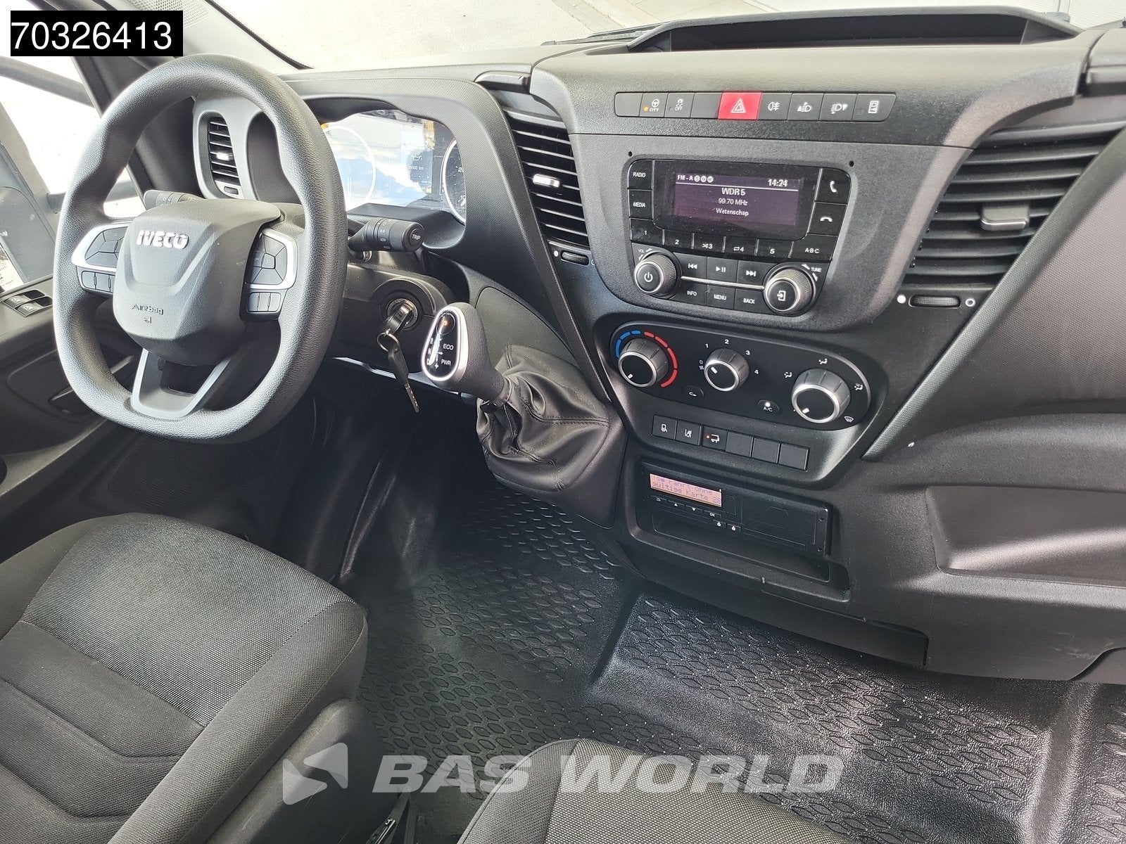 Iveco Daily 70C18 3.0L Automaat Bakwagen 1000KG Laadklep Luc, Automaat, Stof, Gebruikt, Euro 6