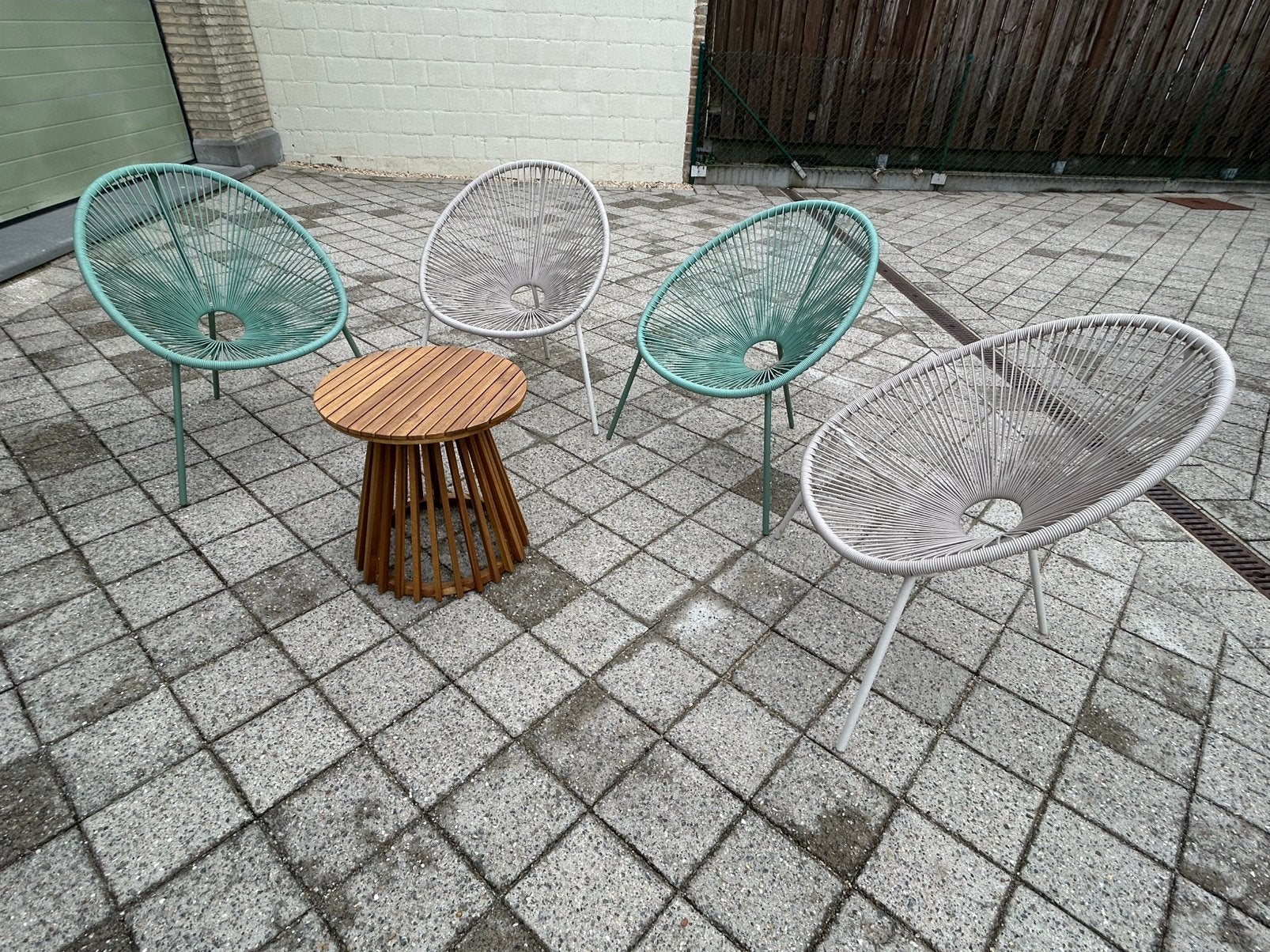 Loungeset met tafeltje, Ophalen, Zo goed als nieuw, Loungeset