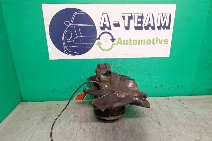 FUSEE AVANT GAUCHE BMW 3 serie (E46 / 4) (01-1997/05-2005), Utilisé, BMW, Petuelring 130
80809  München, DE, Bayerische Motoren Werke AG