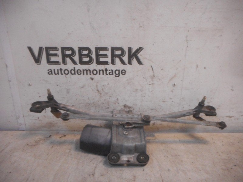 RUITENWISSER MECH + MOTOR Ford Ka I (97kg17504ag), Robert Bosch AG, Gebruikt, Ford, Robert-Bosch-Allee 1
74232  Abstatt, DE