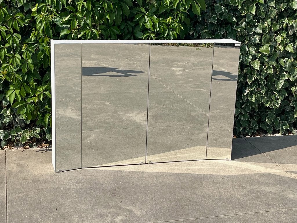 Badkamer spiegelkast topmerk Schock  130cm x 88cm x 12cm, Huis en Inrichting, Badkamer | Badkamermeubels, Gebruikt, Spiegelkast