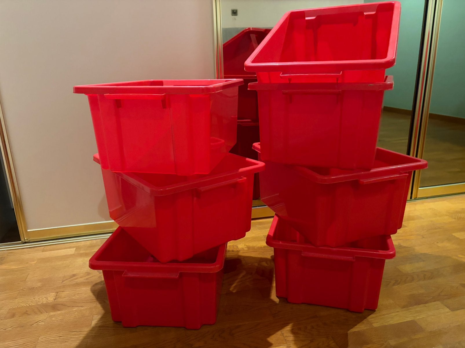 7 boîtes empilables, Enlèvement ou Envoi, Comme neuf