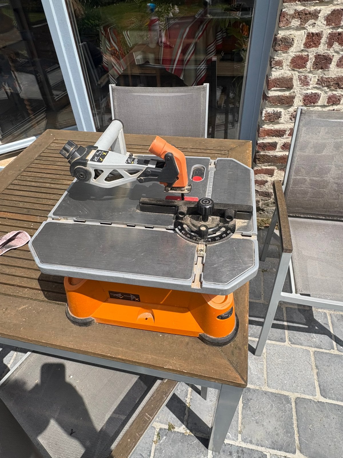 Scie sauteuse sous table Worx Bladerunner WX572, Bricolage & Construction, Neuf, 600 à 1200 watts, 30 à 70 mm, Enlèvement