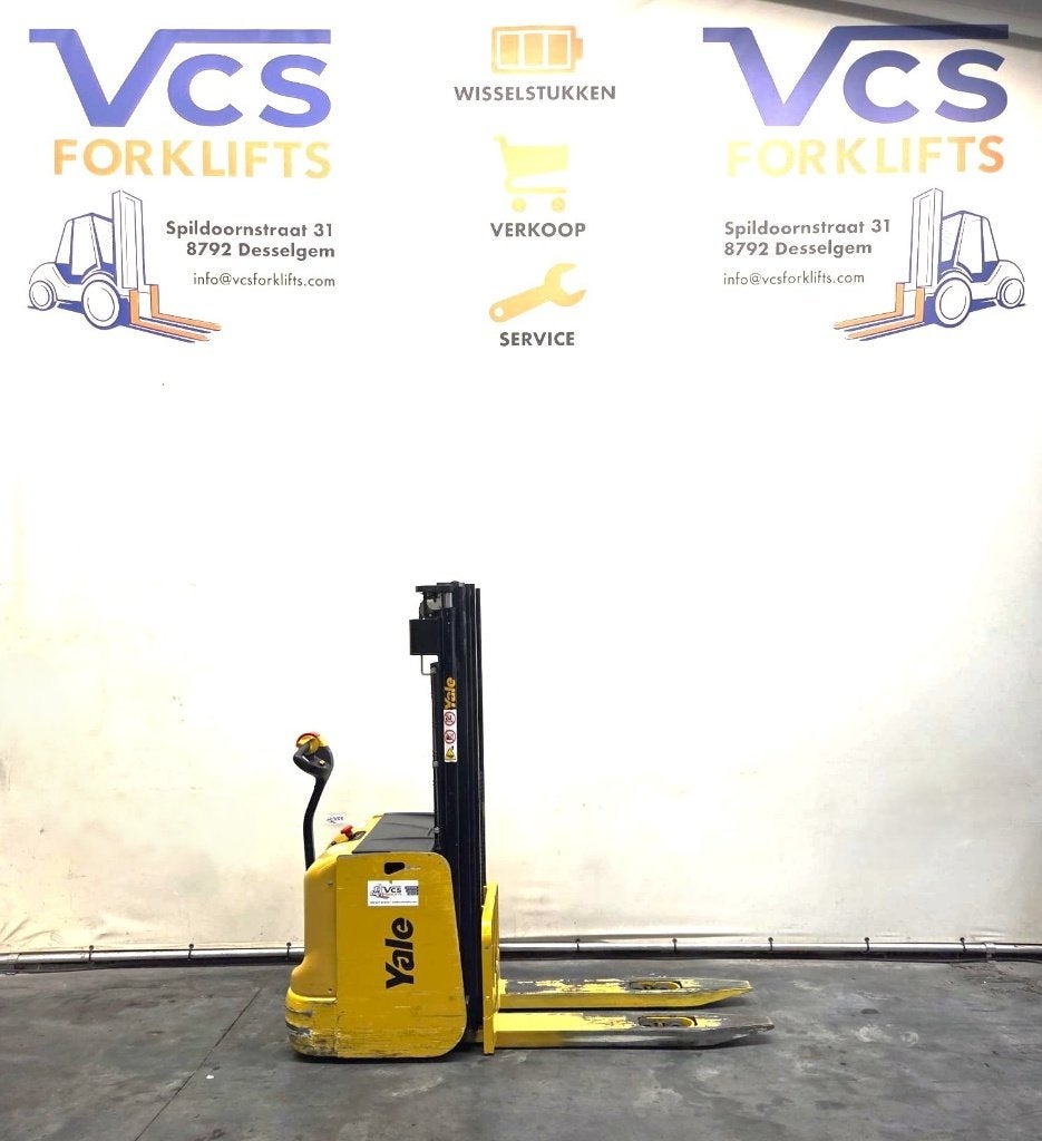 STAPELAAR YALE 1.6T TRIPLEX 4.35M  SLECHTS 641 UREN, Empileur, Électrique, Enlèvement, YALE