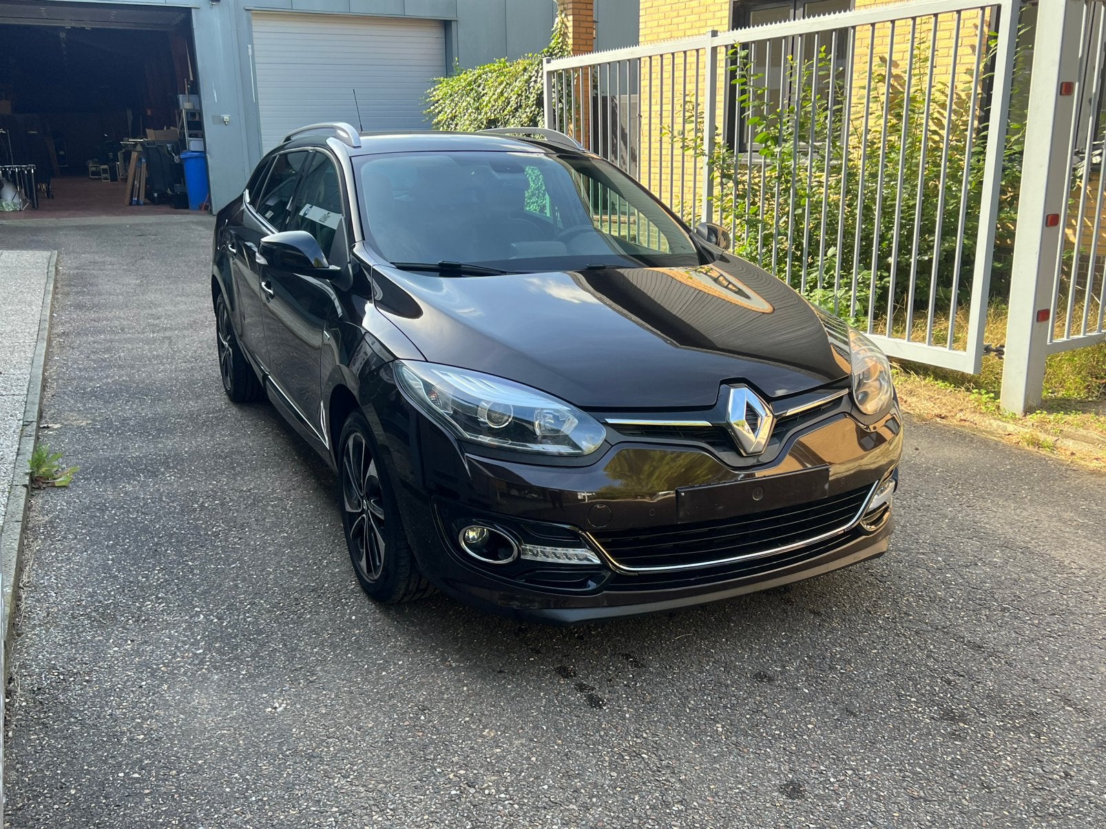 Renault Megane Bose 1.2Benzine Gekeurd, Auto's, Euro 5, 5 deurs, Particulier, USB