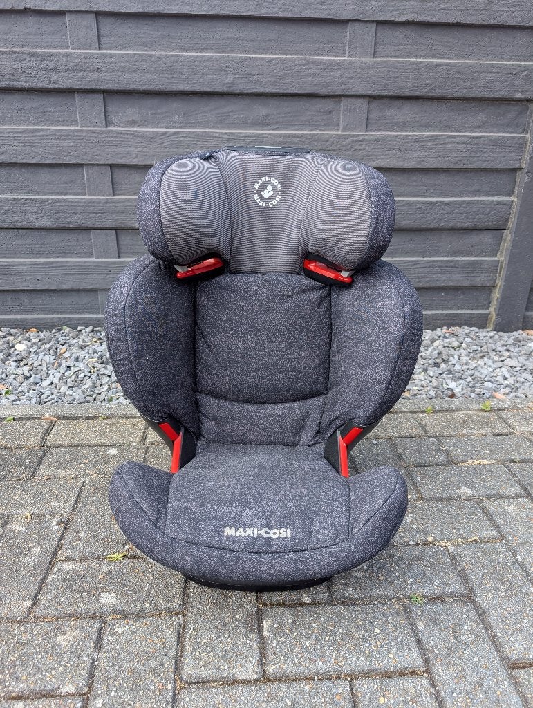 Maxicosi, Kinderen en Baby's, Autostoeltjes, Ophalen, Verstelbare rugleuning, 15 t/m 36 kg, Zo goed als nieuw