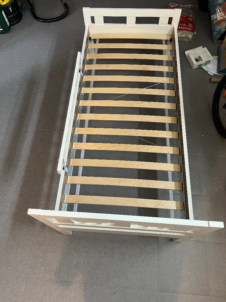 Kinderbed met lattenbodem, Ophalen, Gebruikt, Lattenbodem