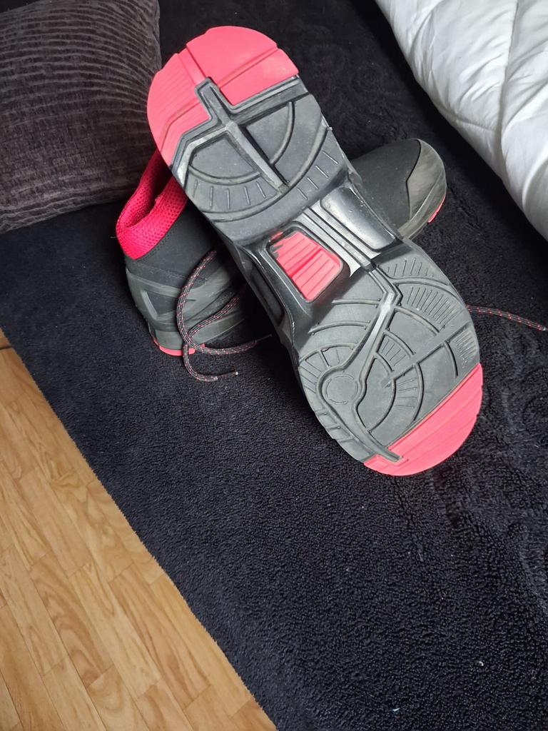 Chaussures de sécurité 45, Enlèvement ou Envoi, Comme neuf