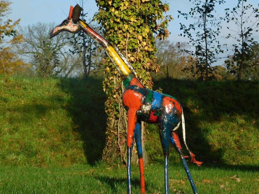 Giraffe "Ember" - 150 cm - Handgemaakt Kunstwerk, Antiek en Kunst, Meerkleurig, Beeld, 150 cm, Ophalen of Verzenden