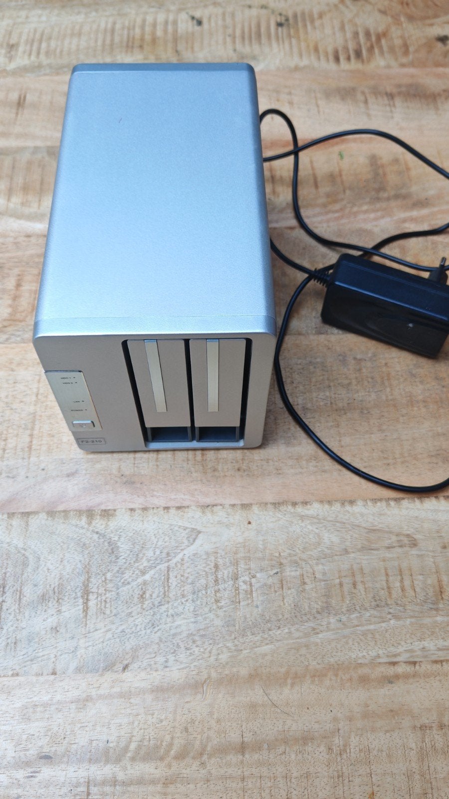 Terramaster f2-210 2 lege sleuven, Computers en Software, NAS, Ophalen, Refurbished