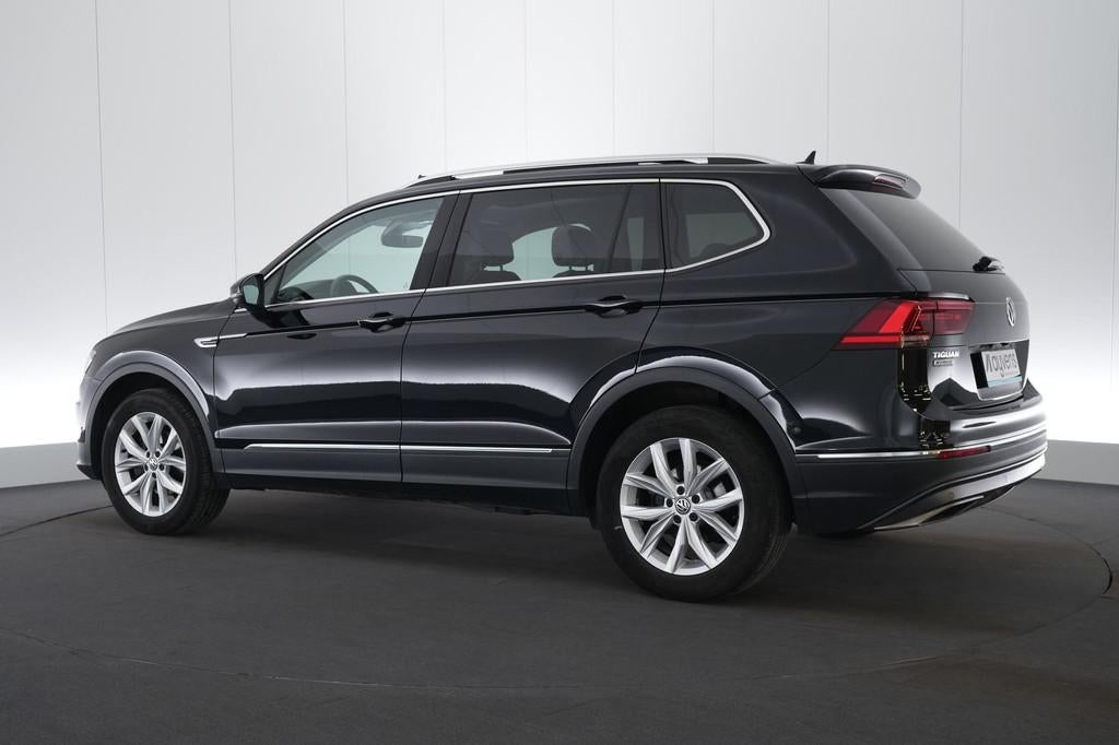 (2AJL464) VOLKSWAGEN TIGUAN ALLSPACE, Auto's, Zwart, Leder, Bedrijf, 5 zetels