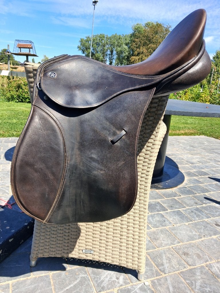 Veelzijdigheidszadel Kieffer, Animaux & Accessoires, Chevaux & Poneys | Selles, Siège semi-creux, Polyvalence, L (17.5 pouces)