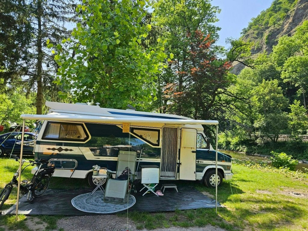 Mobilhome oldtimer, Jusqu'à 4, Boîte manuelle, Diesel, Particulier