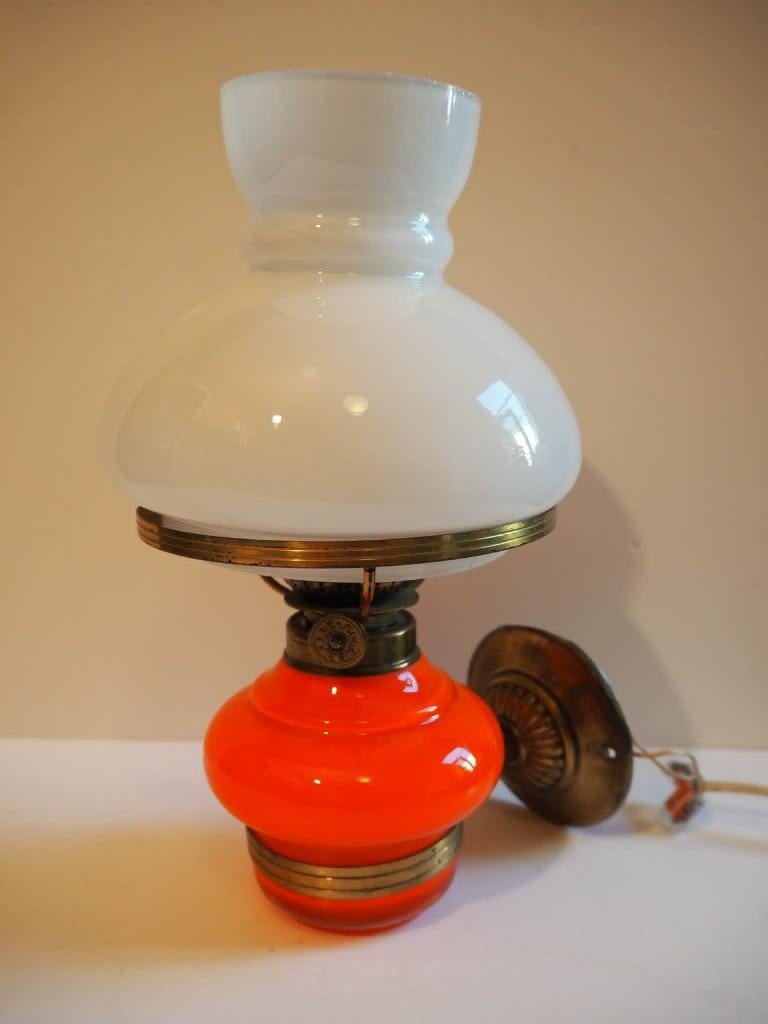 Vintage opaline wandlamp, oranje mushroom lamp, 1970s, Enlèvement, Comme neuf, Verre, Space Age