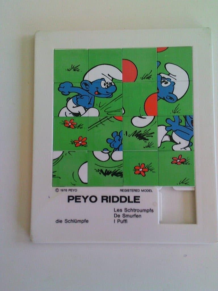 Schuifpuzzel in plastiek Riddle Smurfen uit 1976, Verzamelen, Stripfiguren, Ophalen of Verzenden, Smurfen