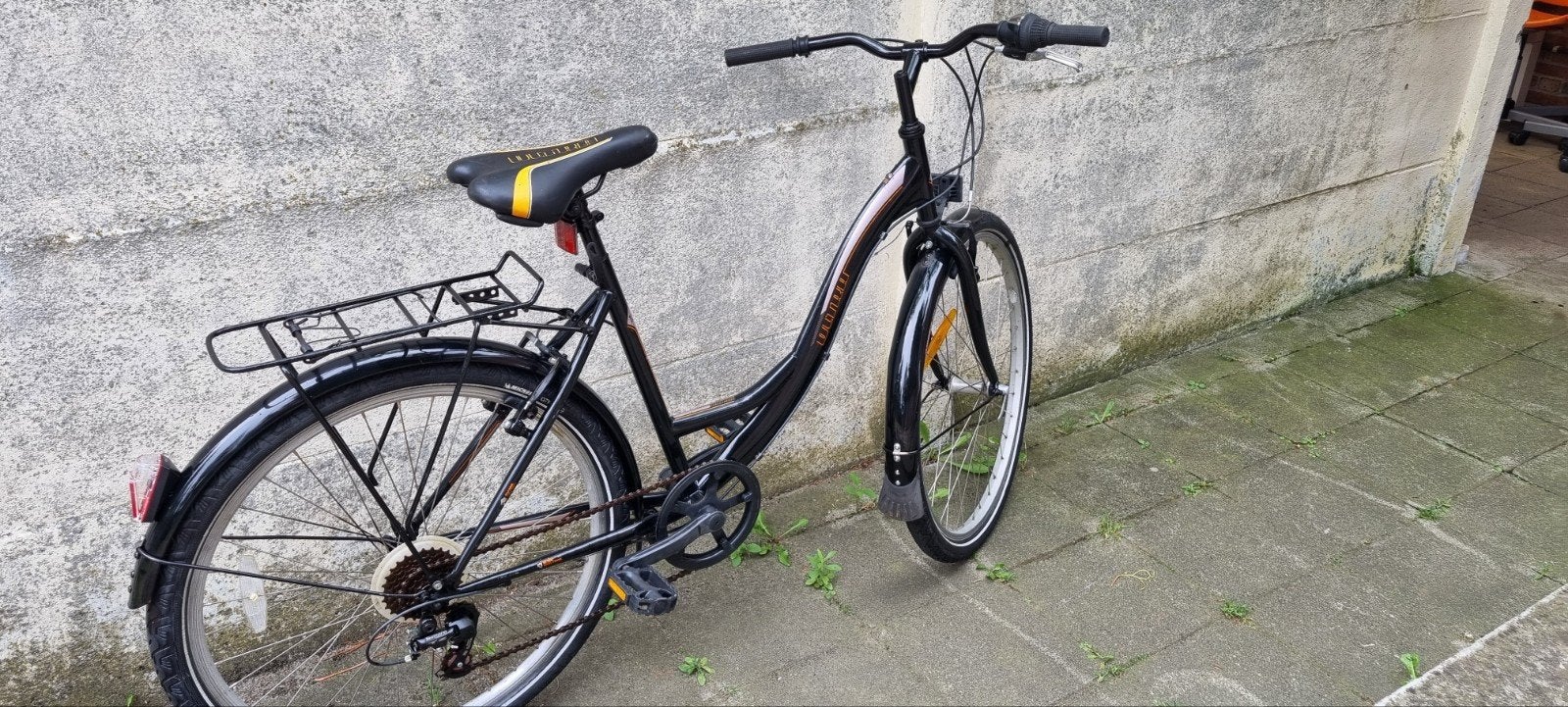 Vélo pour femme en très bon état 7 vitesses 26 pouces Aliumi, Vélos & Vélomoteurs, Enlèvement ou Envoi, Vitesses