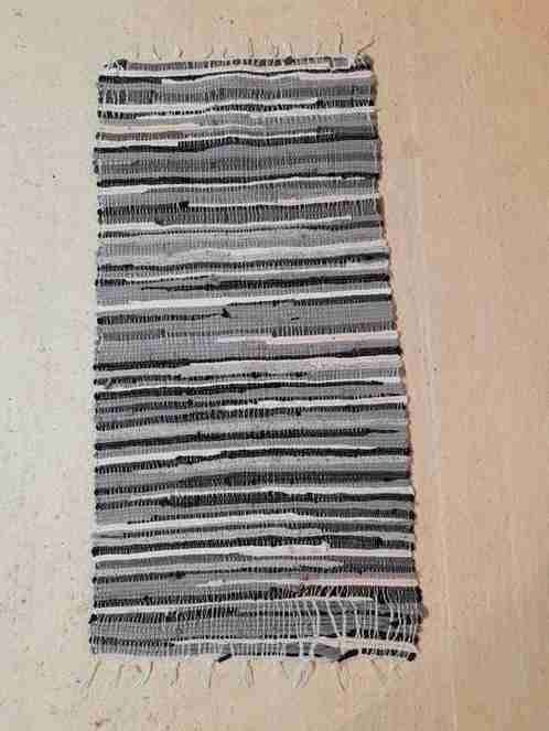 Tapis Recycle dans les tons de gris 125/60 cm, Envoi, Utilisé, Autres styles