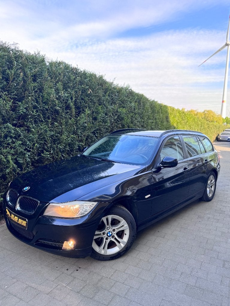 BMW 316D 2012, Auto's, Zwart, 4 cilinders, Zwart, Bedrijf