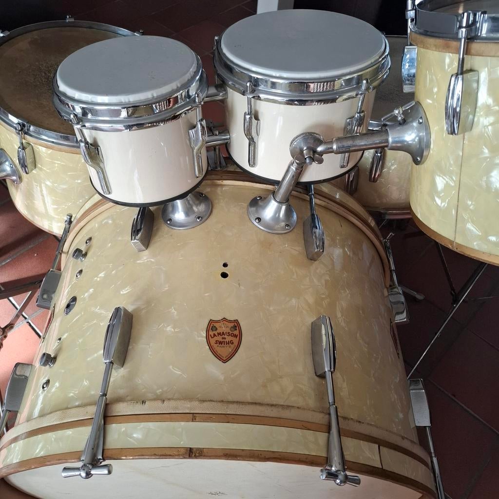 Vintage sonorus drumstel jaren 50 met bijpassende Bongo's, Ophalen, Zo goed als nieuw