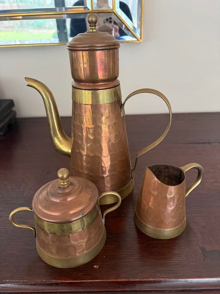 Vintage gehamerde koperen koffie set – Judaica – jaren 60, Ophalen