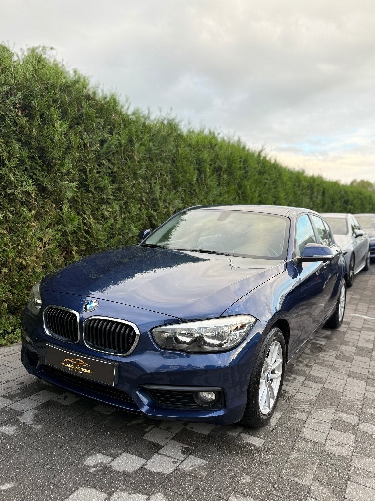 BMW 116I 2017 Perfecte staat, Auto's, Blauw, Lichtsensor, Bedrijf, 3 cilinders