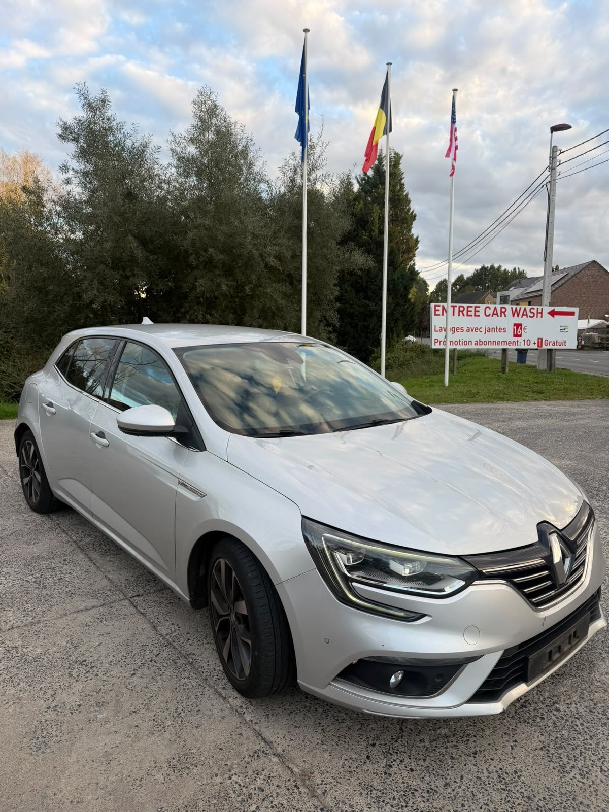 À VENDRE – RENAULT MÉGANE 4 ÉDITION BOSE 1.5 dCi DIESEL, Argent ou Gris, Achat, Euro 6, Entreprise