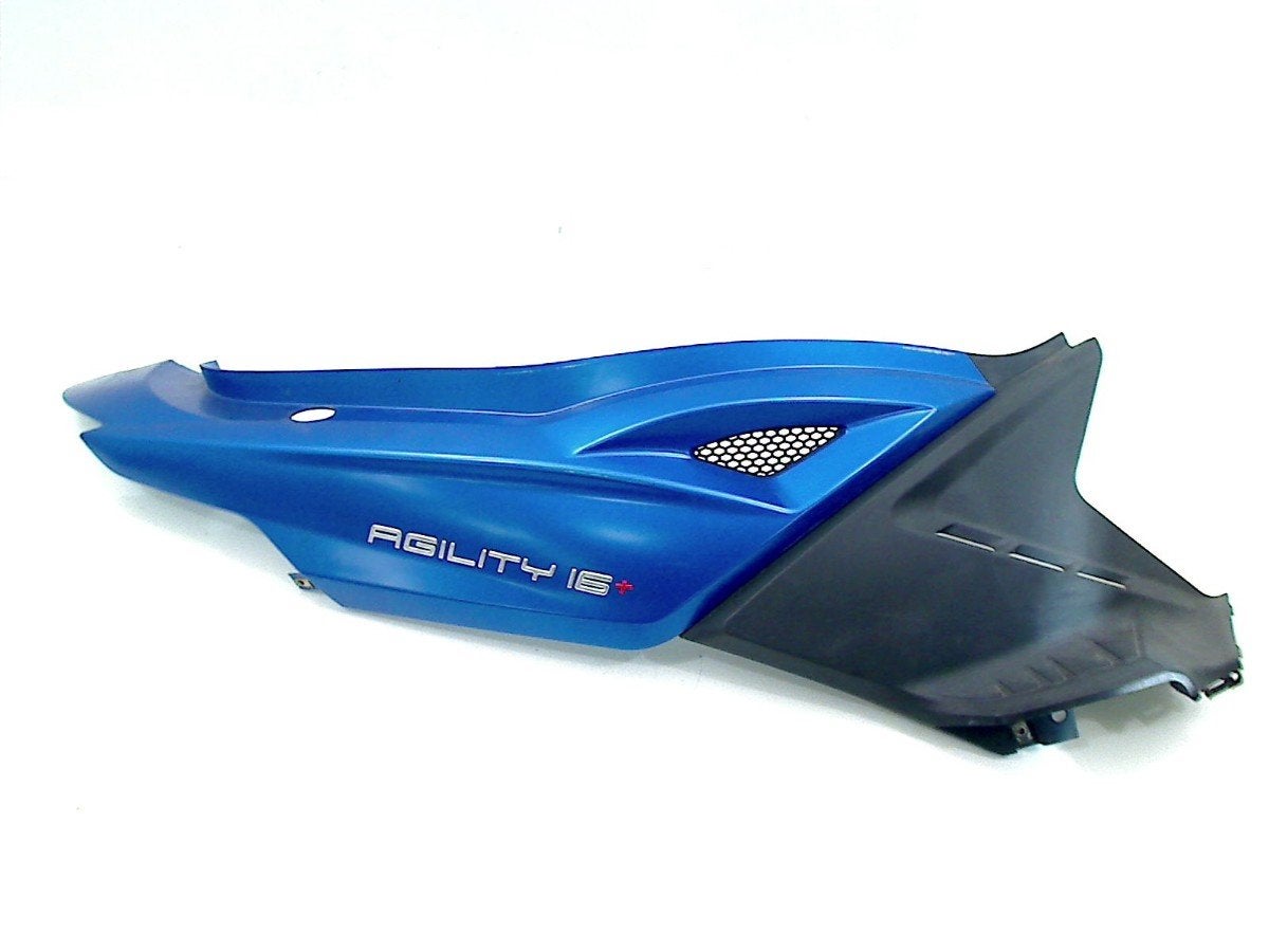 KONTPANEEL RECHTS Kymco Agility 50 16+ 2021-2023 (E5), Dhr. S. di Majo, Gebruikt, Info@cama-motorparts.nl, P.J. Troelstraweg 8 8
3144 CX  MAASSLUIS, NL