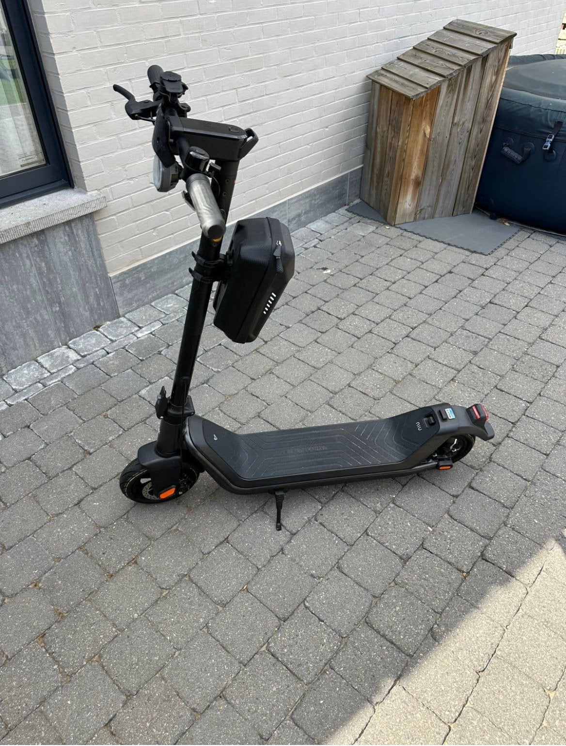 E-step niu KQi3 sport (m2426607189), Fietsen en Brommers, Steps, Ophalen, Zo goed als nieuw