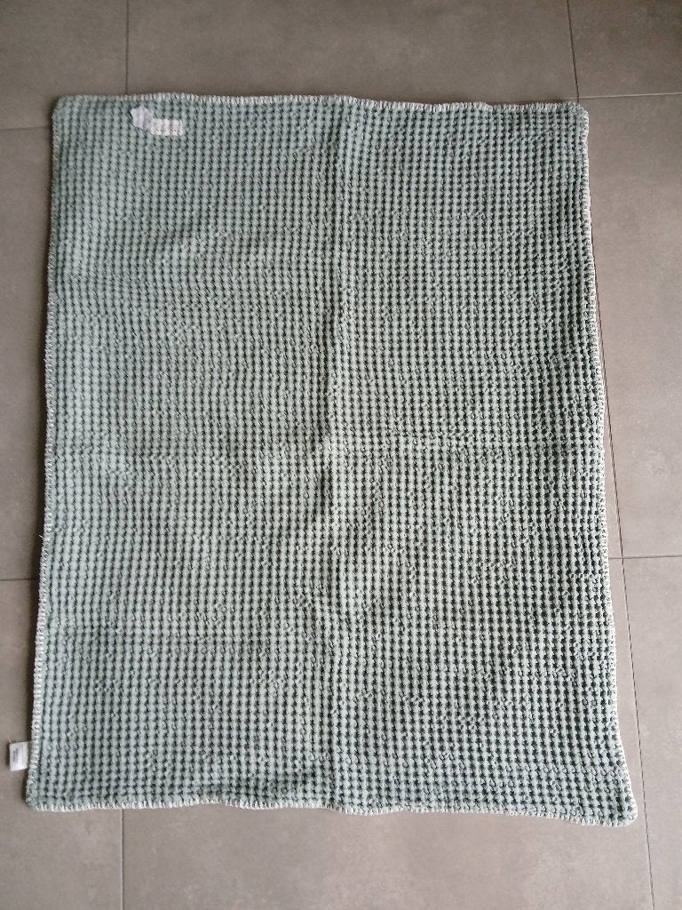 Plaids KOEKA, différentes couleurs et tailles., Enfants & Bébés, Couvertures, Sacs de couchage & Produits pour emmailloter, Enlèvement ou Envoi