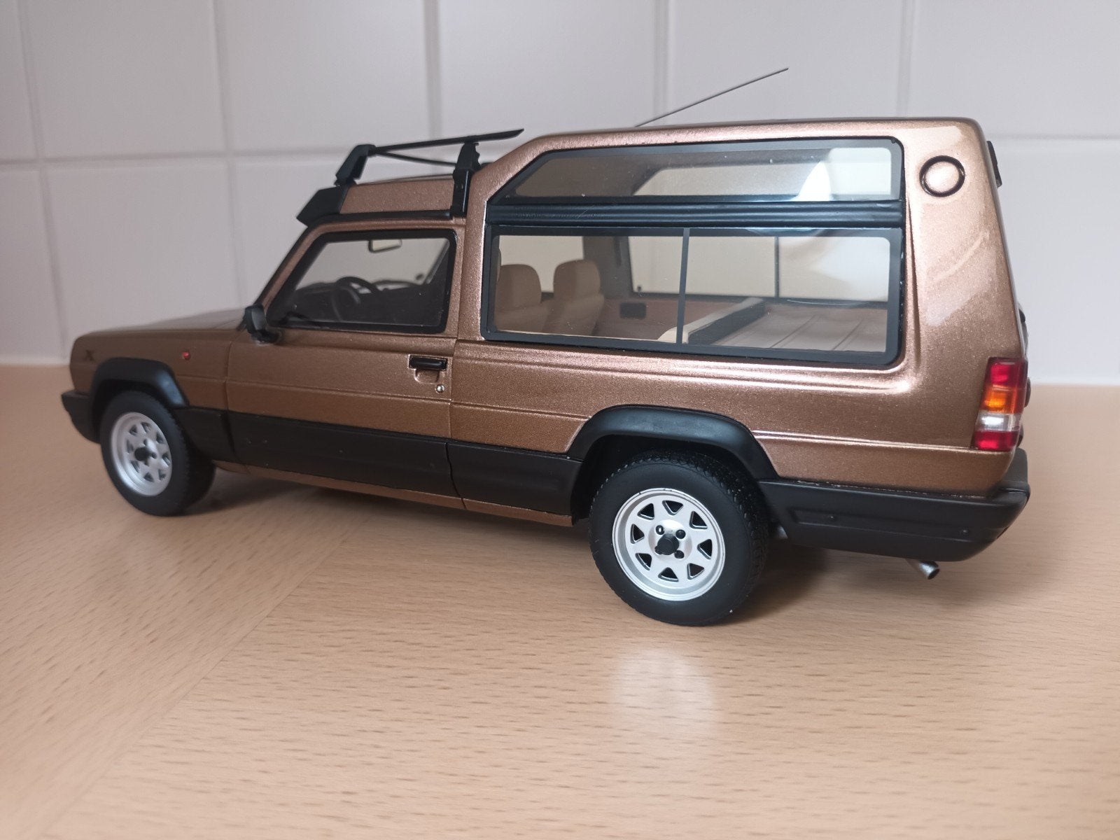Otto-mobile Talbot Matra Ranchero X 1:18, Enlèvement ou Envoi, Comme neuf, Voiture, OttOMobile