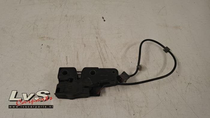 Mécanique de verrouillage capot d'un Volkswagen Passat, Volkswagen, -, 3 mois de garantie, Utilisé