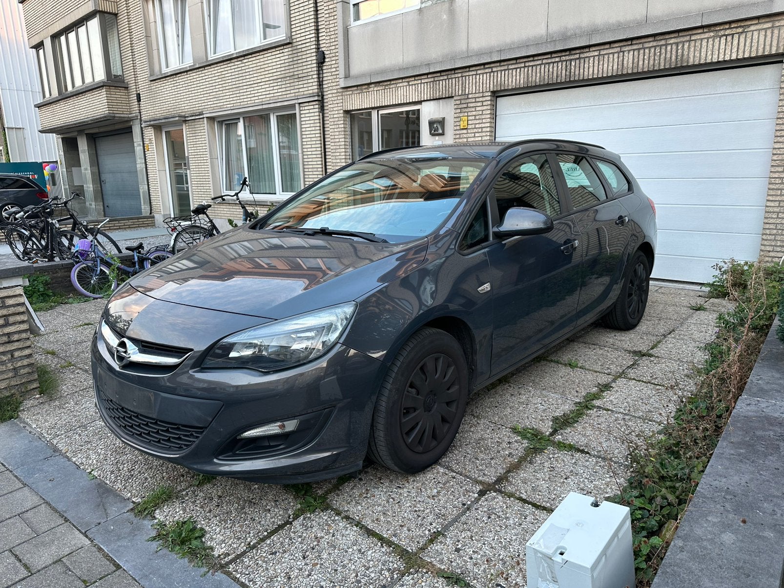 Opel Astra 1.4i Benzine bwj 2015 - Gekeurd v verkoop, Auto's, Euro 5, Zwart, 5 deurs, Particulier