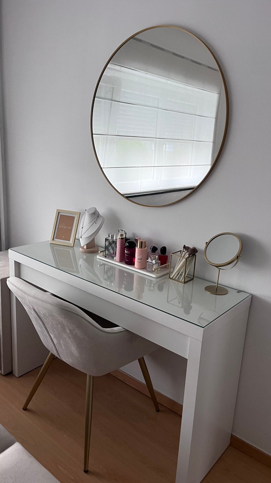 Make up tafel met stoel en spiegel, Huis en Inrichting, Tafels | Kaptafels, Ophalen, Zo goed als nieuw