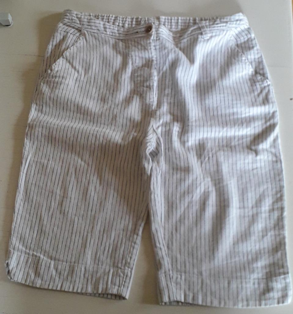 Damesshort van Humanoid maat L, Kleding | Dames, Broeken en Pantalons, Ophalen of Verzenden