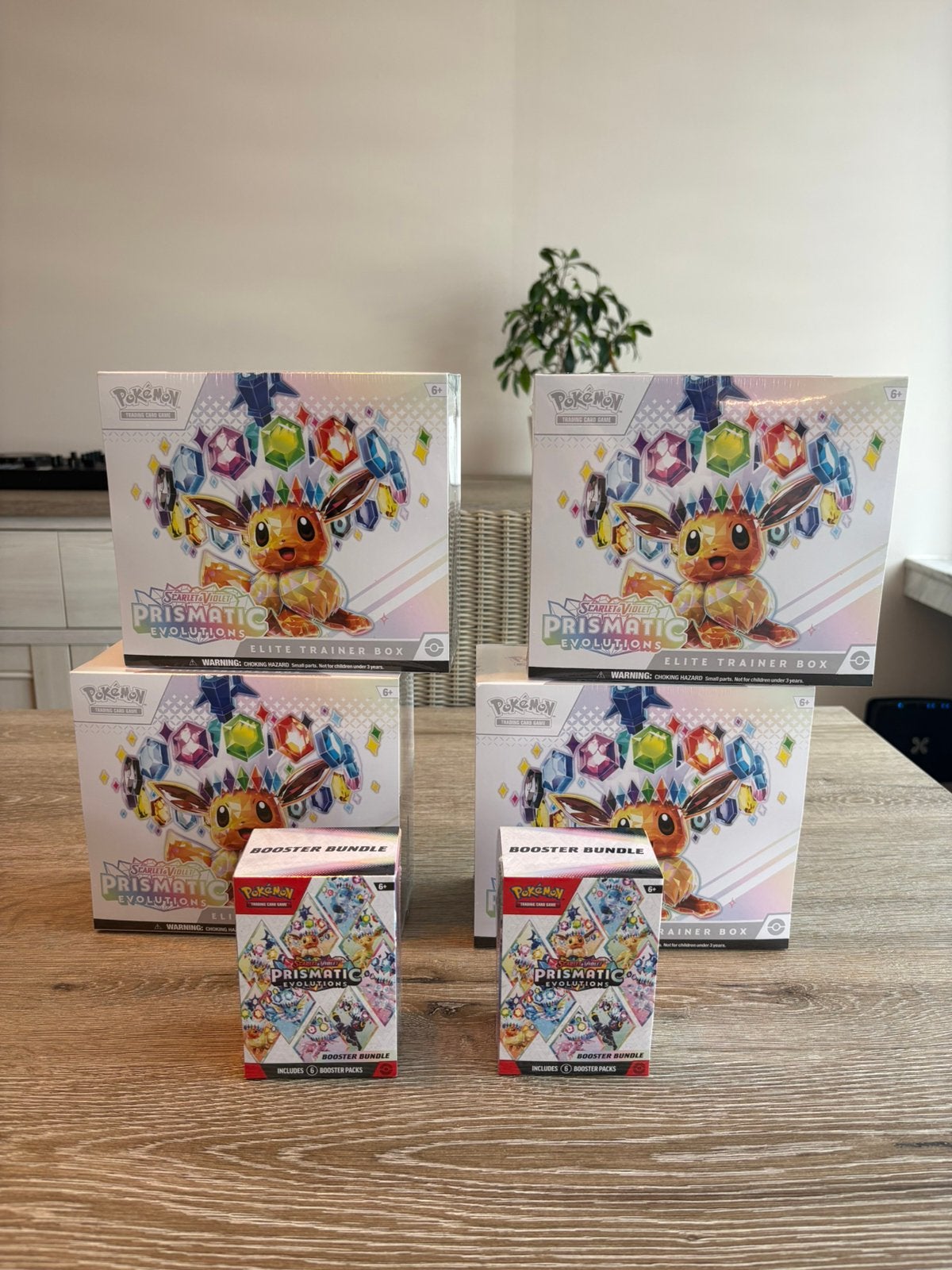 Pokémon Prismatic Evolutions etb Sealed te koop, Hobby en Vrije tijd, Ophalen, Zo goed als nieuw
