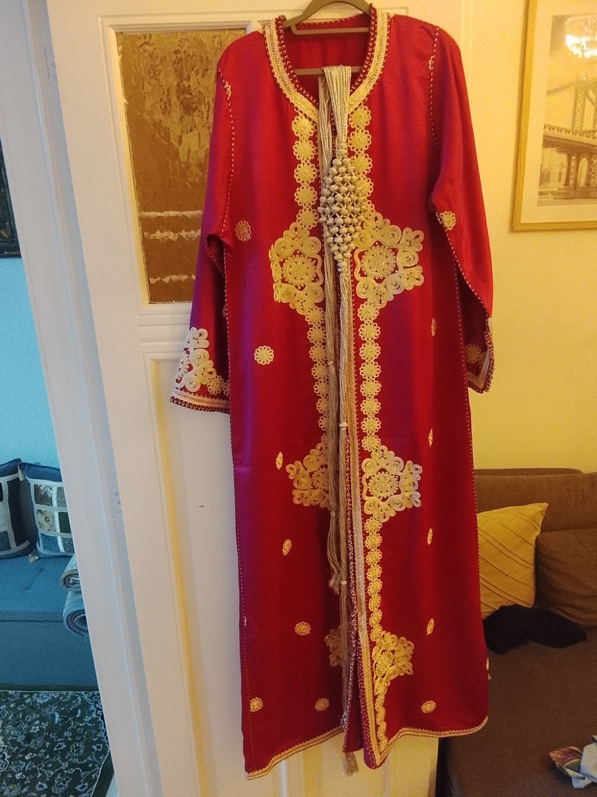 caftan, Enlèvement, Comme neuf
