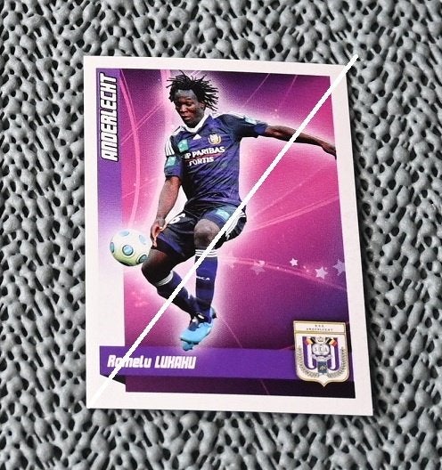 Panini Football 2011/Romelu Lukaku en action/RSCA, Collections, Articles de Sport & Football, Envoi, Neuf, Affiche, Image ou Autocollant