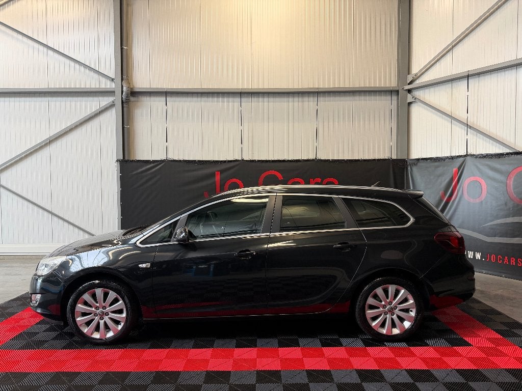 Opel Astra Sport Tourer/1.4 benzine/Airco/Cc/Pdc/Navi/Trek-h, Autos, Euro 5, Achat, Entreprise, Boîte manuelle