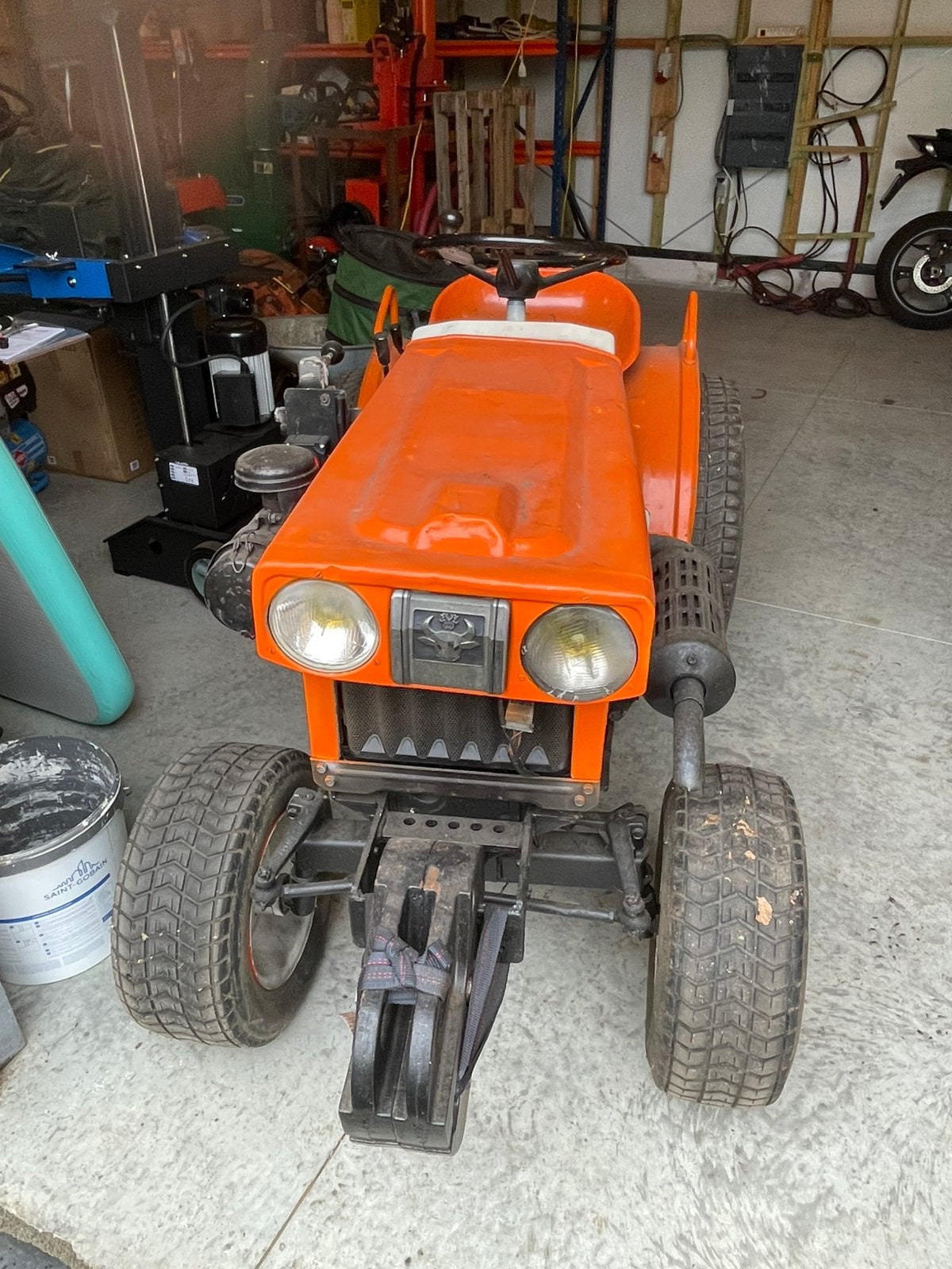 Kubita B5100E, Enlèvement, Autres marques