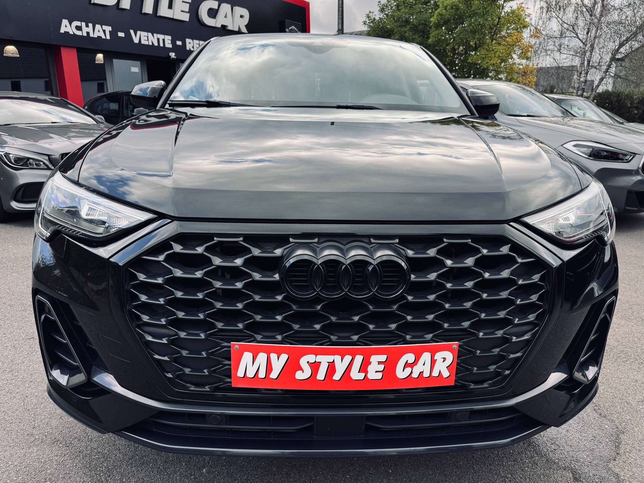 Audi Q3 Q3 Sportback TFSI S tronic, Garantie 1an. (bj 2020), Auto's, Stof, 4 cilinders, https://public.car-pass.be/vhr/cf74cd15-93c5-4dfe-80d7-b971a4d8f1be