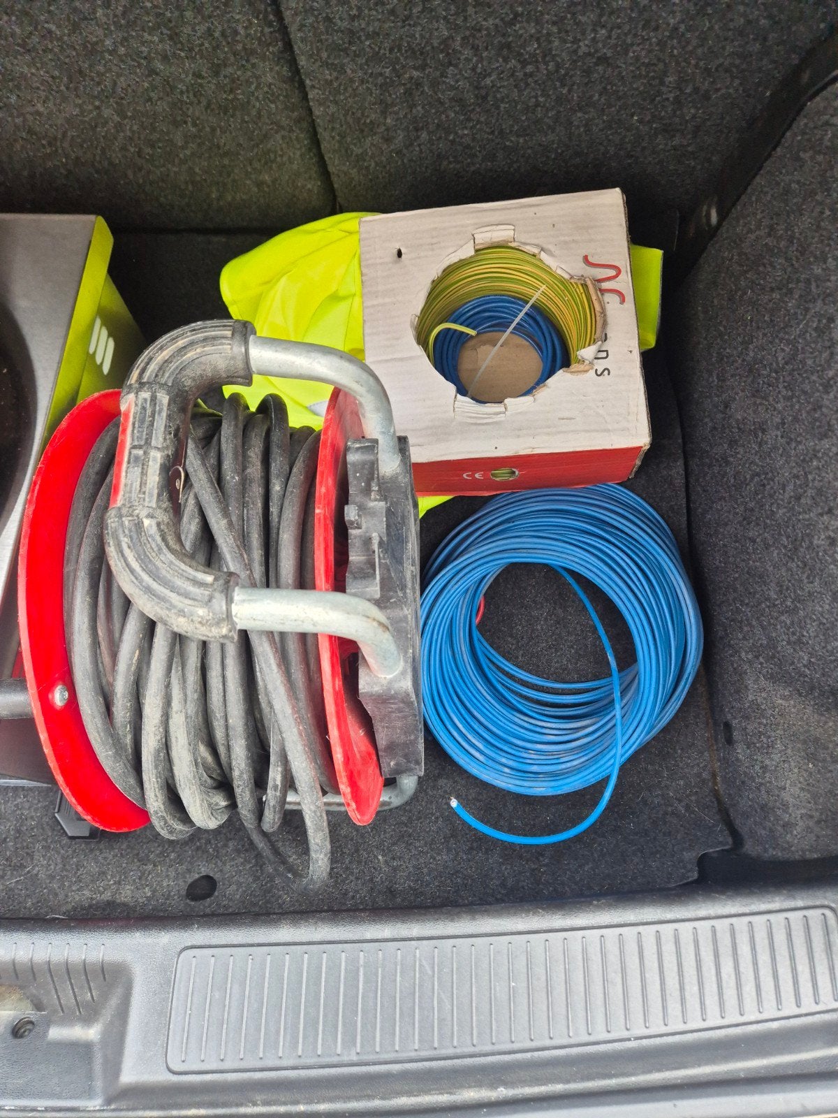 Le tout pour 50euro, Bricolage & Construction, Enlèvement