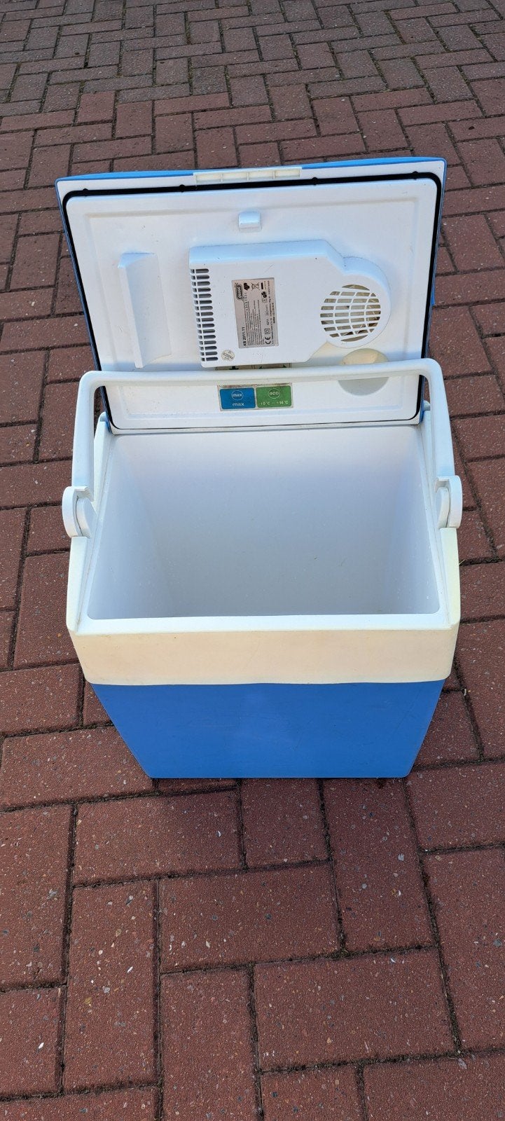 Electrische frigobox koelbox op netstroom em in wagen, Caravans en Kamperen, Koelboxen, Ophalen, Koelbox