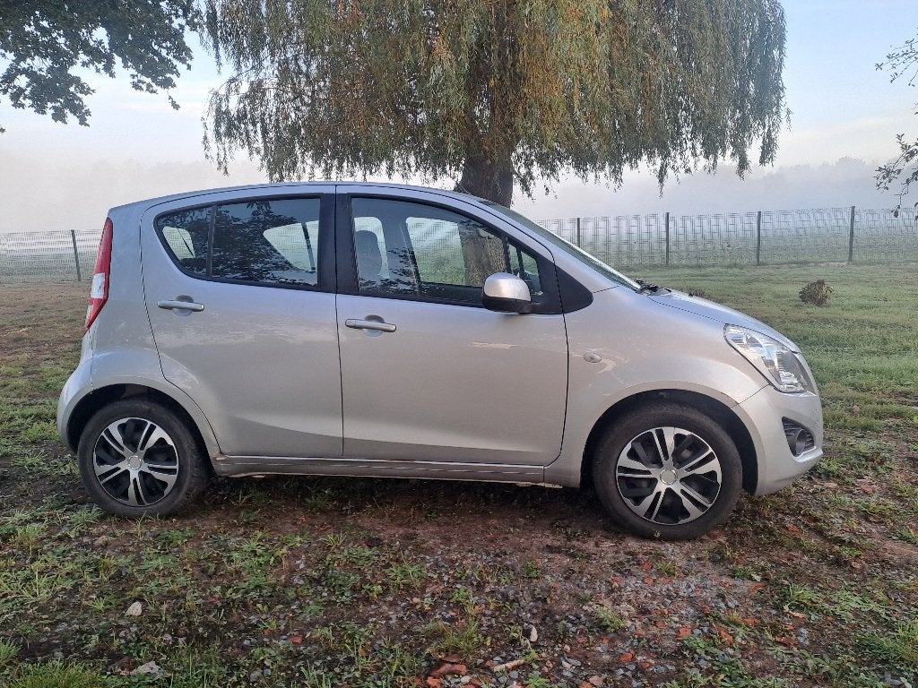 suzuki splash Année 2013 euro 5 1000cc 65 cv essence 54 000k, Auto's, Euro 5, Particulier, Splash, Te koop