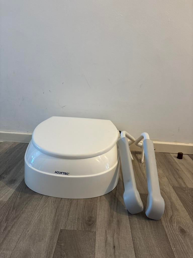 Toiletverhoger, Enlèvement, Comme neuf