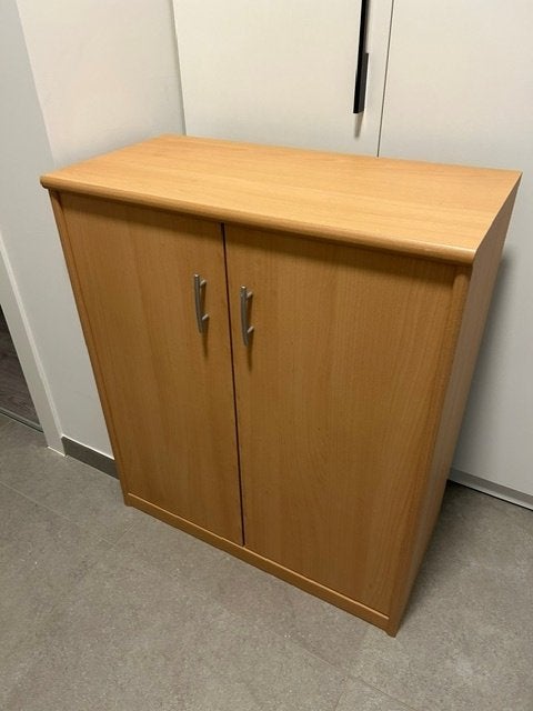 klein kastje VP 15 euro, Huis en Inrichting, Ophalen